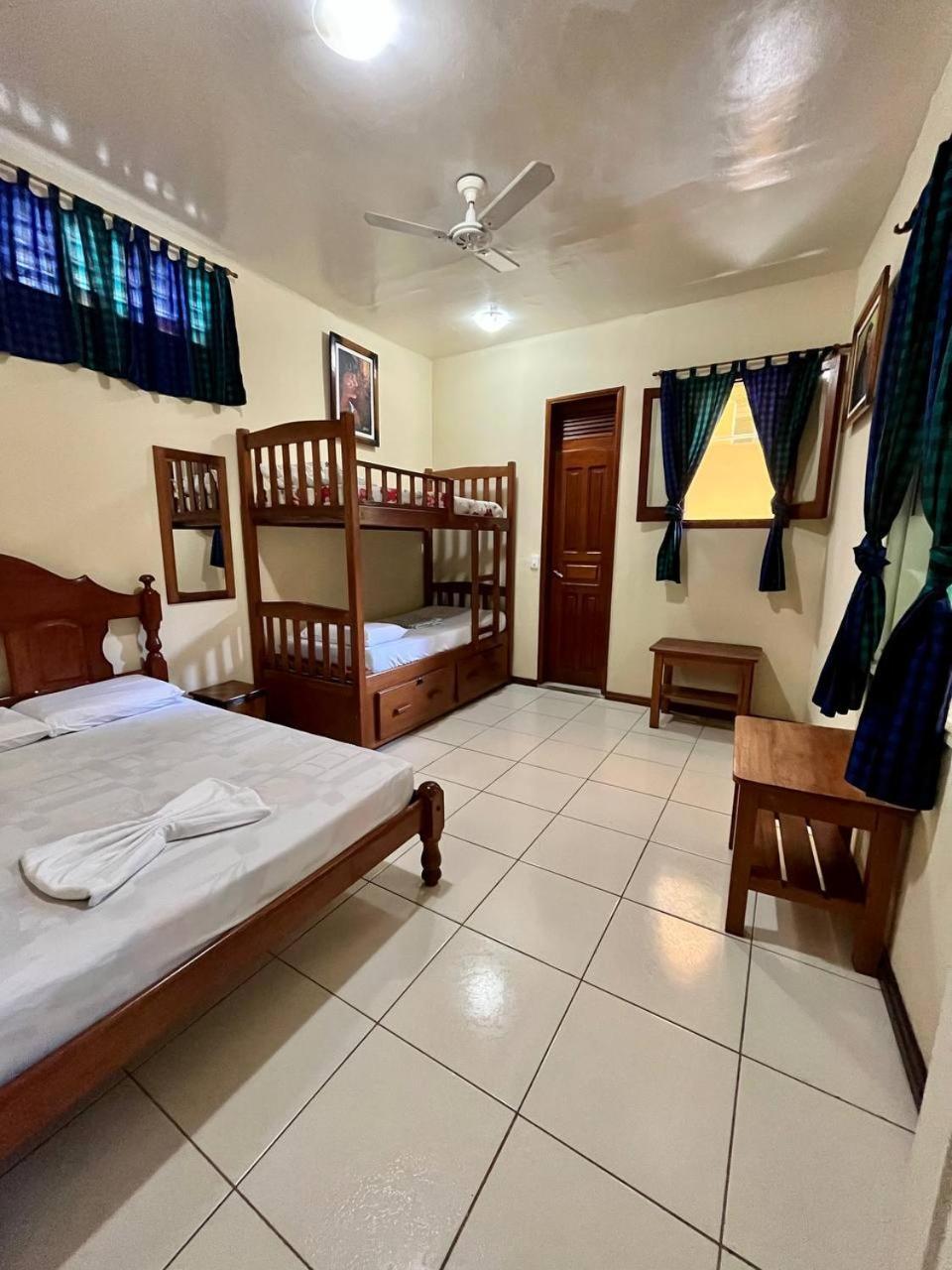 Hostel Manaus Eksteriør bilde